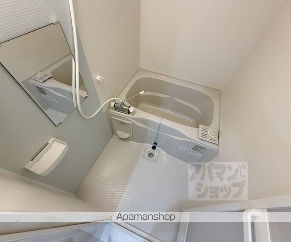 F ASECIA PHAONの内装写真