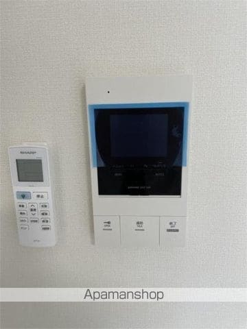 クロスフロント十二所線の内装写真