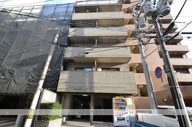 中央ビルの外観写真