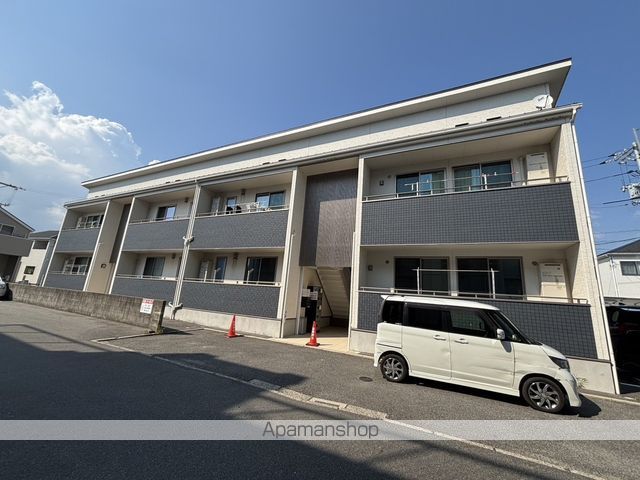 パラティ川内・Nの外観写真