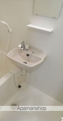 サンテミリオン新中野[1K/22.37m2]の洗面所