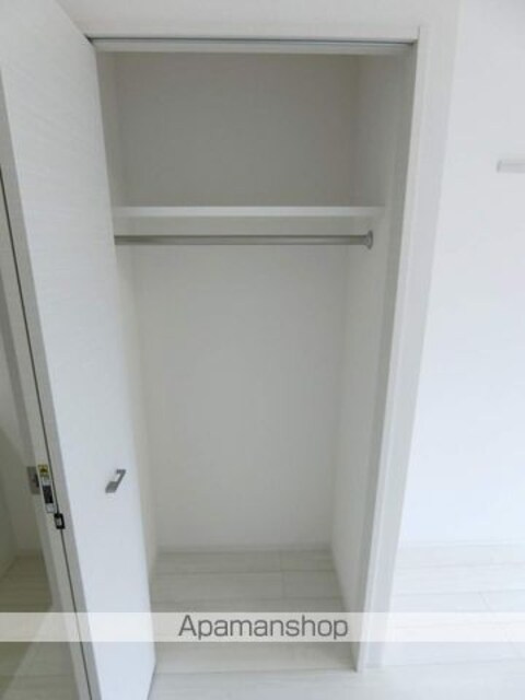 フュージョナル東墨田[1K/25.92m2]の収納