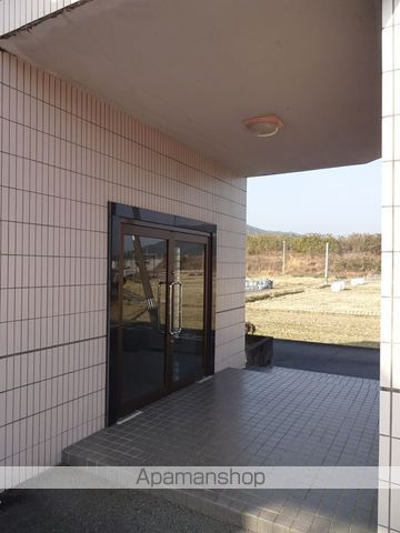エレガンスくぼばたの玄関写真