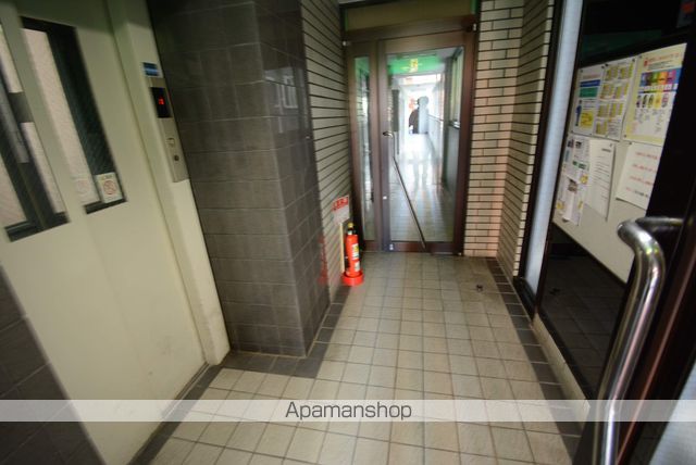 ベルヴィコート豊平IVの玄関写真