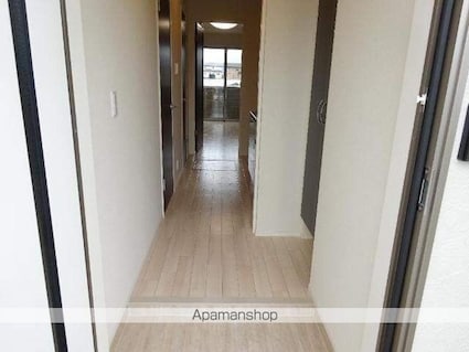 Ｌｅ　Ｃｉｅｌ（ルシエル）[1K/31.57m2]の玄関