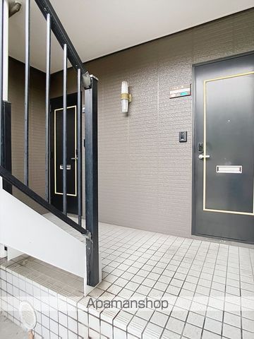 メゾンブランシェの玄関写真