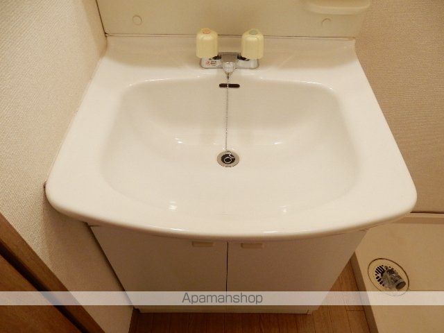 ファミーユ竹原Fの内装写真