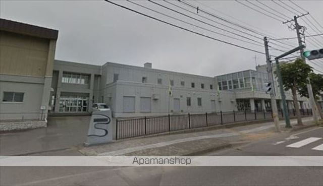 detached 北海道中川郡幕別町緑町9-30

地図を見る