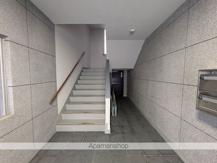 広島県広島市中区羽衣町[2DK/43m2]の共用部4