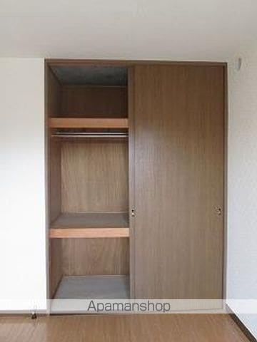 プロスペール板付の内装写真