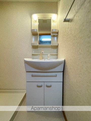 ラージウエストの内装写真