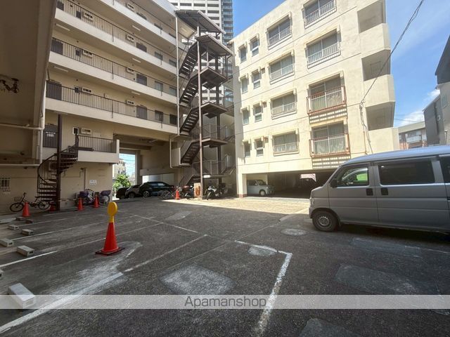 龍宝マンションの外観写真