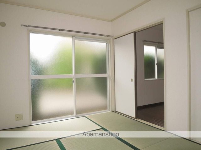 フレグランス曽屋の内装写真
