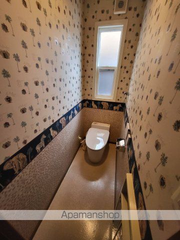 福山市 2階建 築28年の内装写真