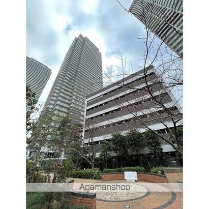 Ｗ　Ｃｏｍｆｏｒｔ　Ｔｏｗｅｒｓ　ＷＥＳＴ[2LDK/85.35m2]の外観2