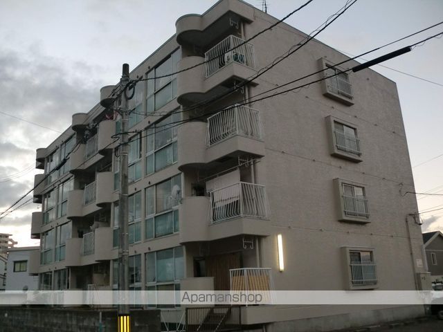 新庄マンションの外観写真