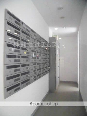 ビッグパレス南4条の玄関写真