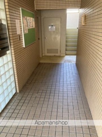 ロイヤルメゾン香櫨園の玄関写真