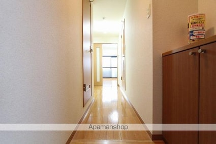 グランディール太田Ｂ[1K/29.92m2]の玄関