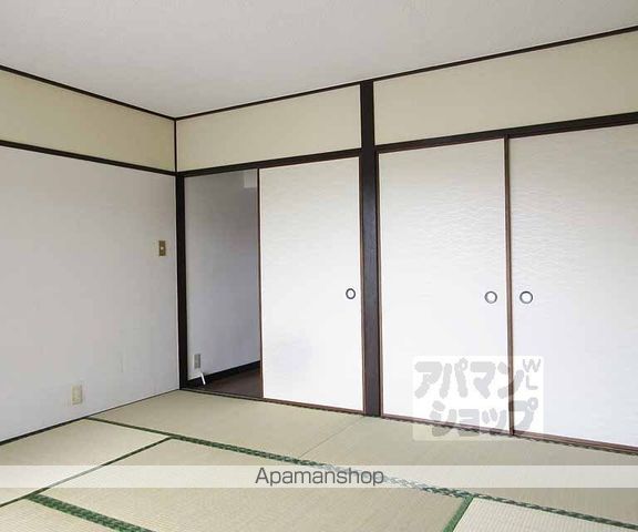 西浦マンションの内装写真
