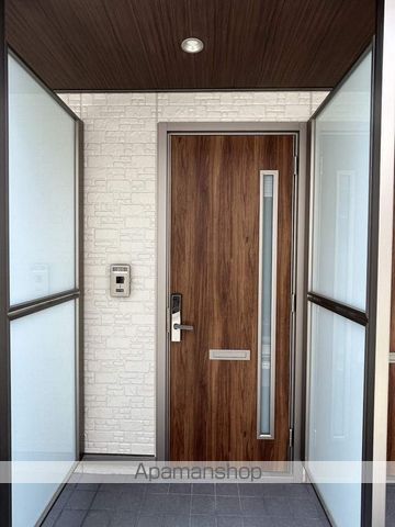 シャーメゾン旭南の玄関写真
