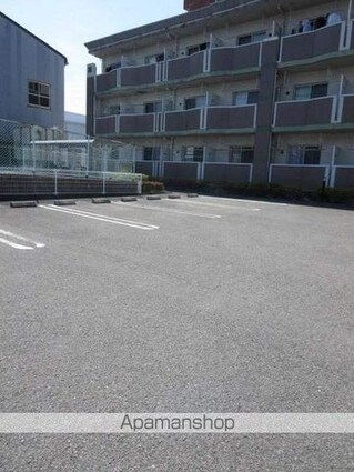 ＮＥＳＴスエヒロ[1K/30.66m2]の駐車場4