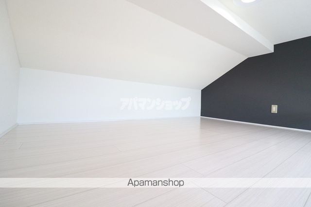トレニアの内装写真