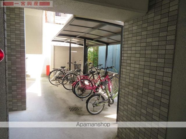 ブルーランド本町の外観写真