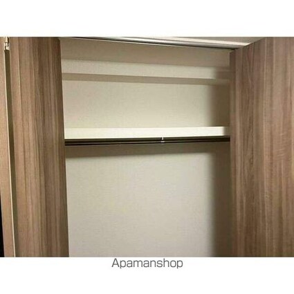 エステムプラザ芝公園[1DK/30.27m2]の収納