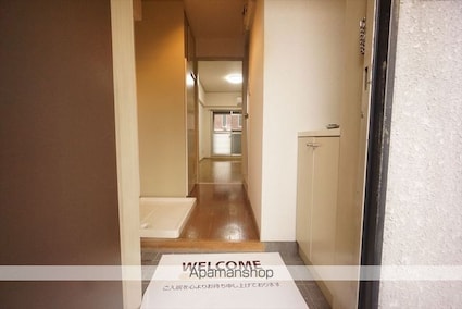 Ｋｏｍｏｄｏｋａｓａ　Ｍｉｗａ[1R/20.52m2]の玄関