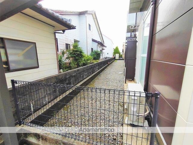 レオパレス若葉[1K/23.18m2]の庭