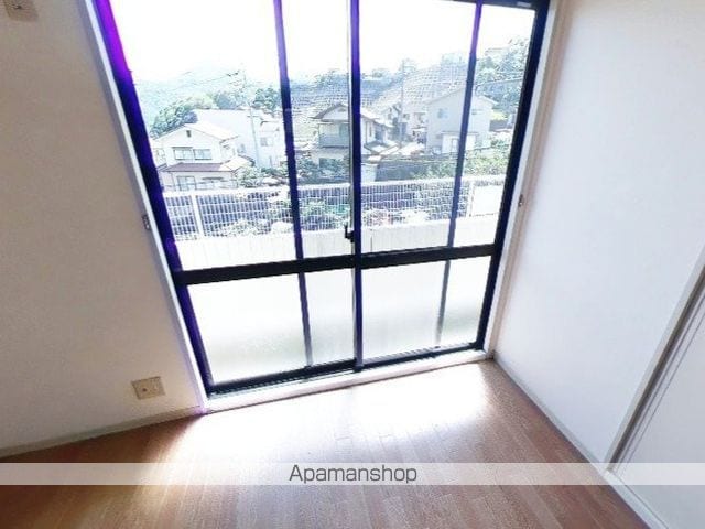 ビューハイム原田 A棟の内装写真