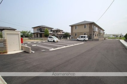 サンリット・ＭⅢ[2LDK/64.91m2]の駐車場