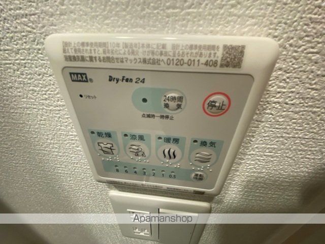 セレニテ東梅田アリエの内装写真
