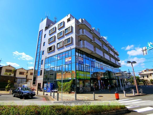 エステル津田