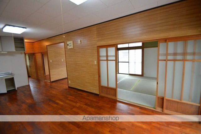 大字仲勝戸建1296-2の内装写真