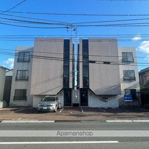 タウンハウス金衛町の外観写真