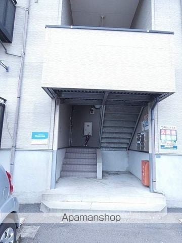 エコノミーホームの玄関写真