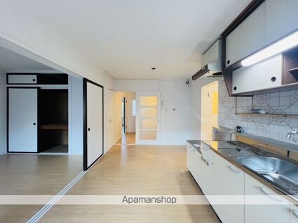 ヴィラナリー函館１号棟　（ヴィラナリーハコダテイチゴウトウ）[3DK/61.12m2]の内装3