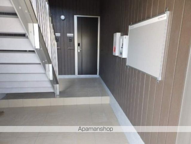 クラヴィス タカラの玄関写真