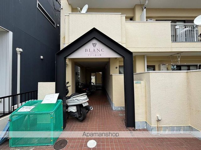 ブラン段上町の玄関写真