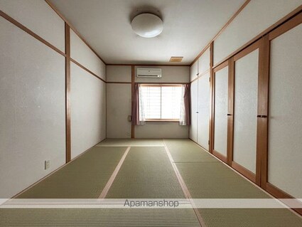 津森町ガレージ付き戸建て[5K/135.86m2]の内装