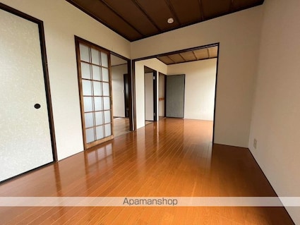 シティハイム[2K/31.19m2]の内装1