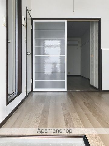 サンプリオールIIの内装写真