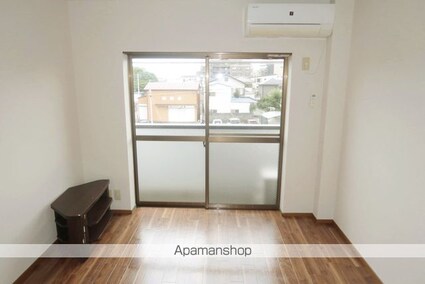 日進飯能マンション[1R/16.01m2]のリビング・居間