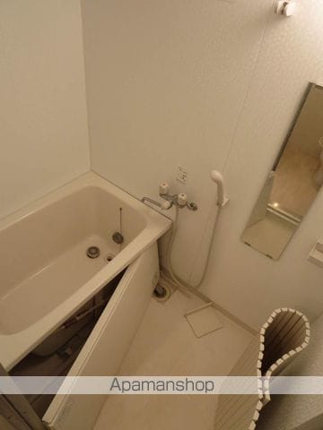 ファーストクラス中央インターの内装写真