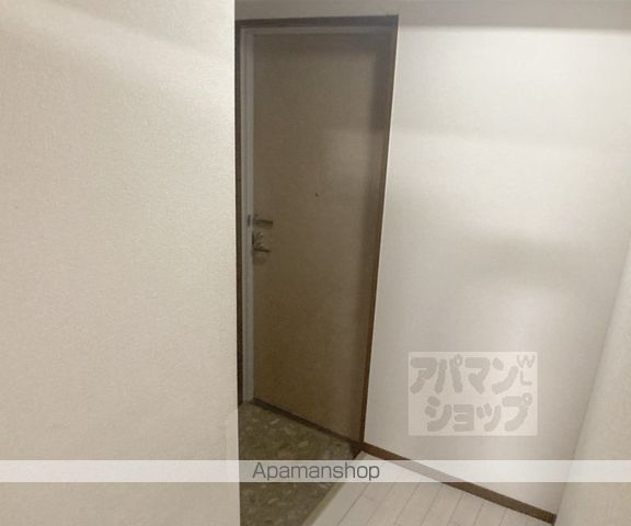 ヴェルビュ二条城東の内装写真