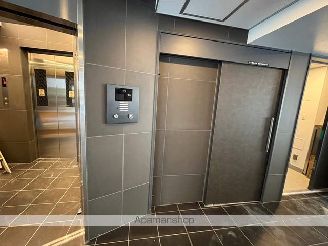 ESPOIR三田の玄関写真