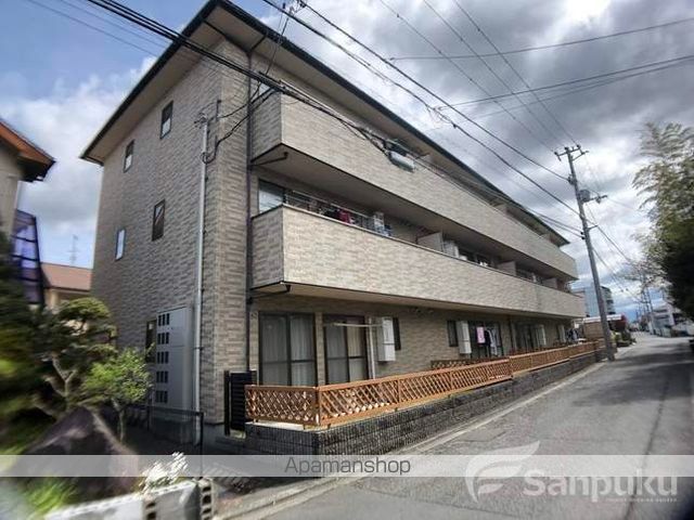 フォブールトロワ片岡の外観写真