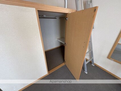 レオパレスパークサイド足立入谷[1K/26.08m2]の収納